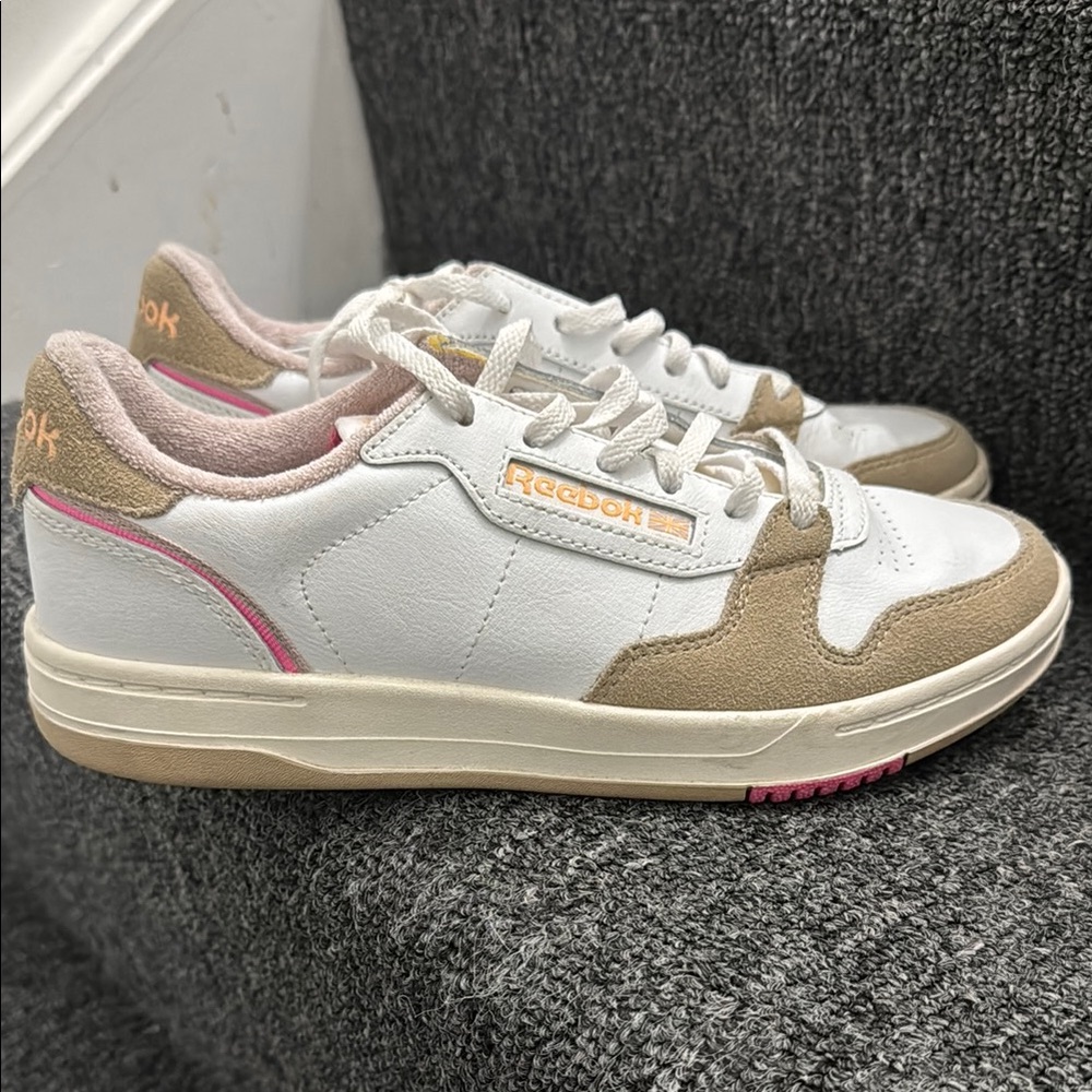 Reebok Women's White and Beige Sneakers